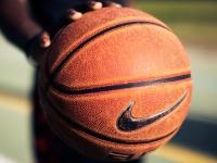 开云体育中国-羽球新纪元，中国队完胜日本队，李梓嘉刷新纪录书写传奇