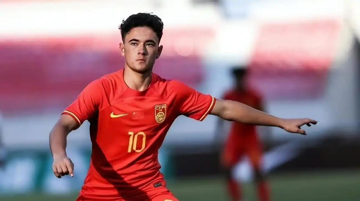 新晋球员闪耀赛场！年轻力量成为焦点的简单介绍