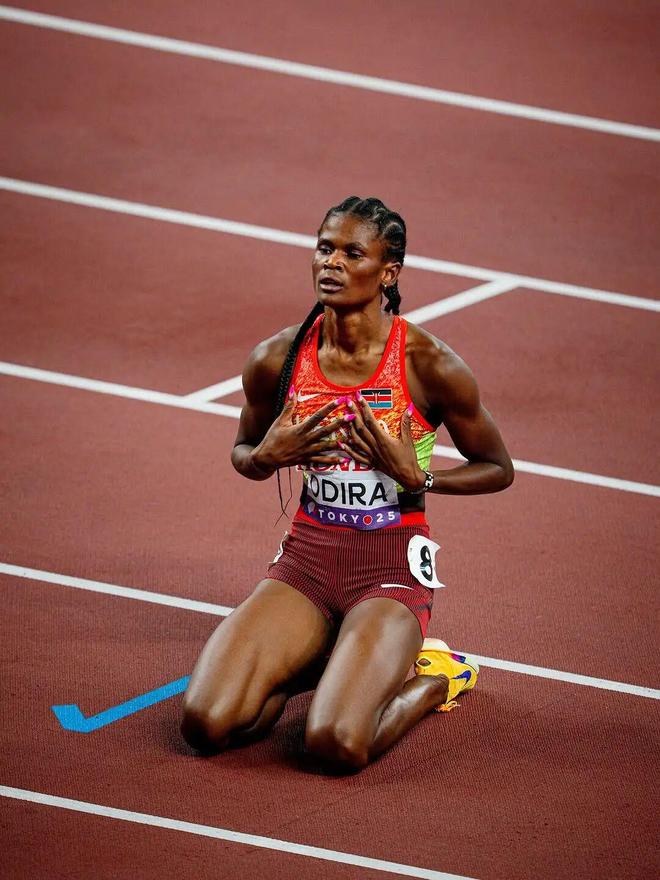 田径比赛:肯尼亚选手包揽金牌 田径比赛:肯尼亚选手包揽金牌