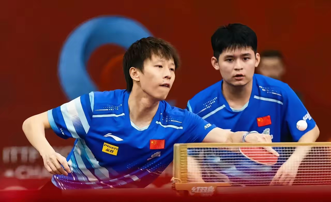 法国乒乓球队险胜中国乒乓球队,许昕统治全场 法国乒乓球队险胜中国乒乓球队,许昕统治全场