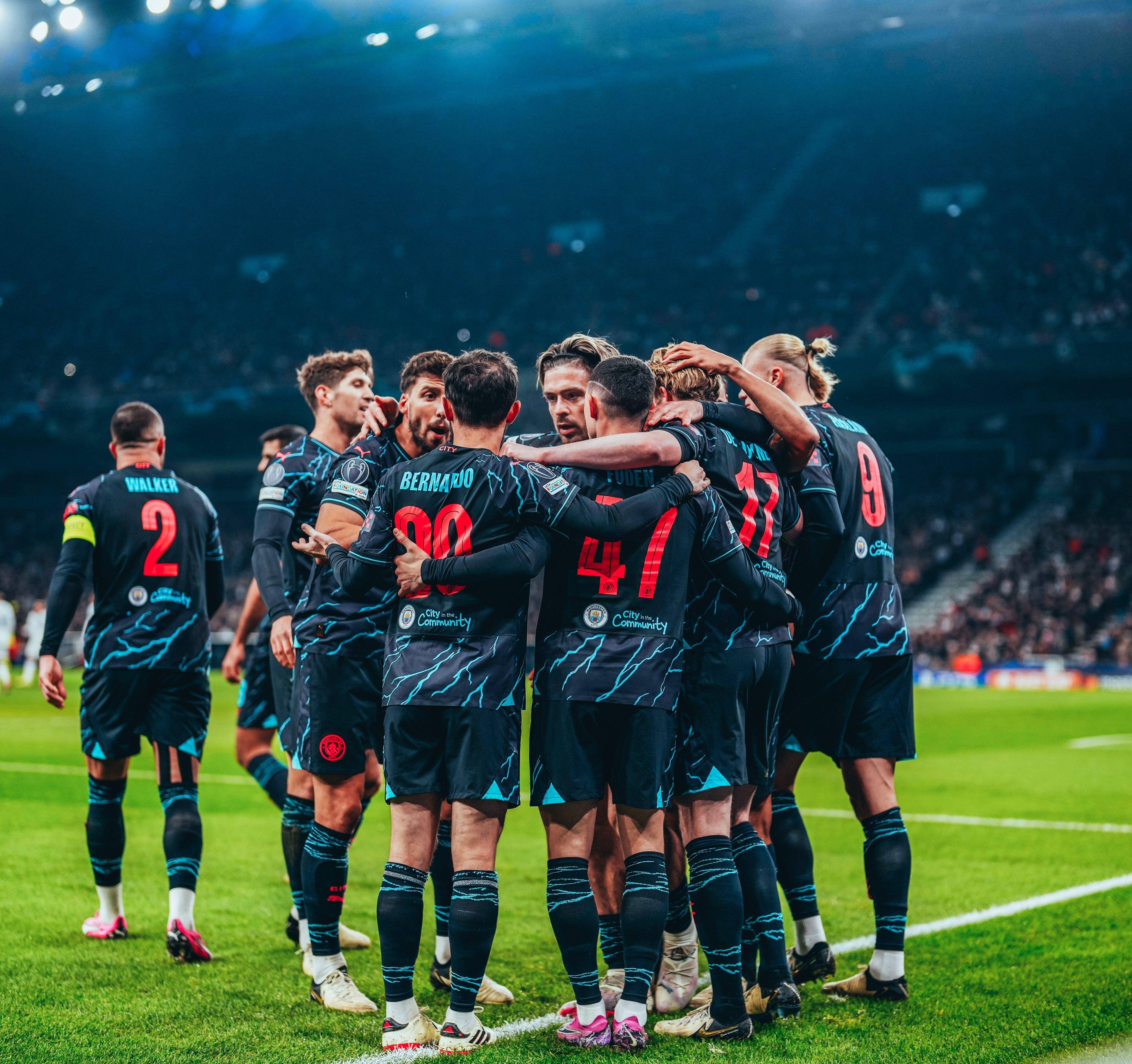 曼城进攻火力强劲，客场轻松赢下比赛的简单介绍