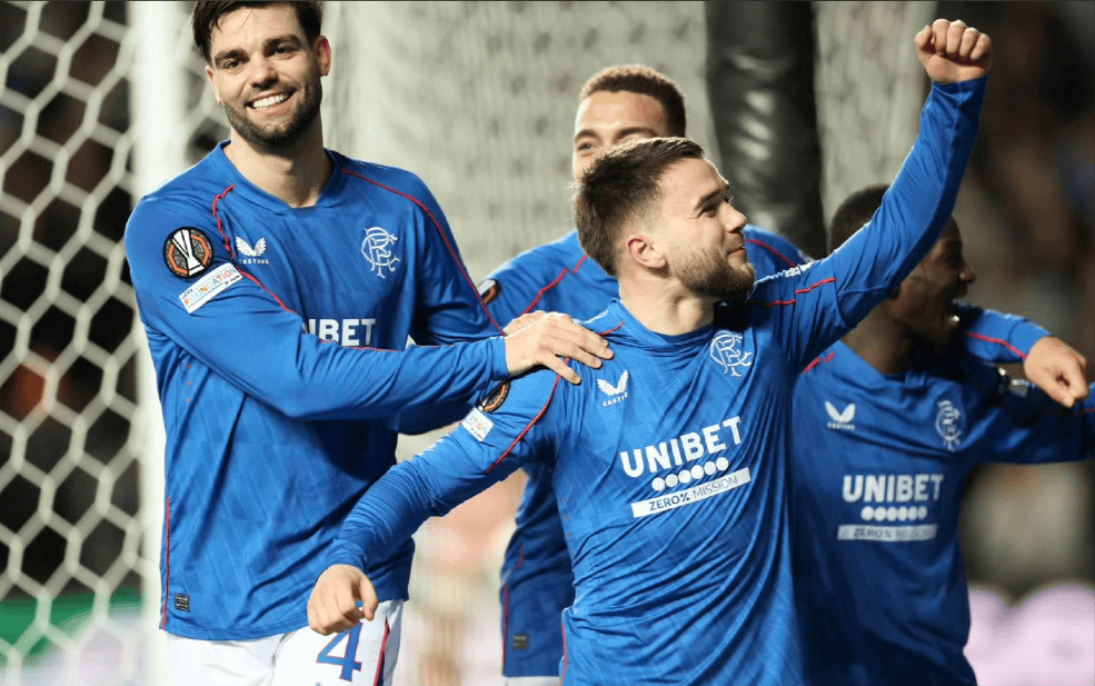 欧预赛新季揭幕战举行,球员斗志昂扬对抗激烈的简单介绍 欧预赛新季揭幕战举行,球员斗志昂扬对抗激烈的简单介绍