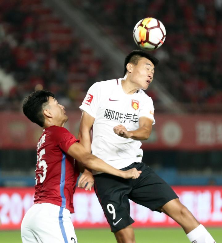 河北华夏幸福客场大胜河南建业，表现出色的简单介绍