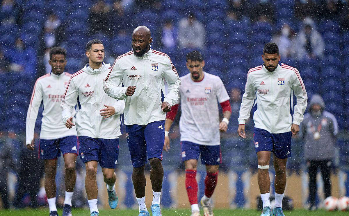 里昂战胜对手，稳居法甲第三位置的简单介绍