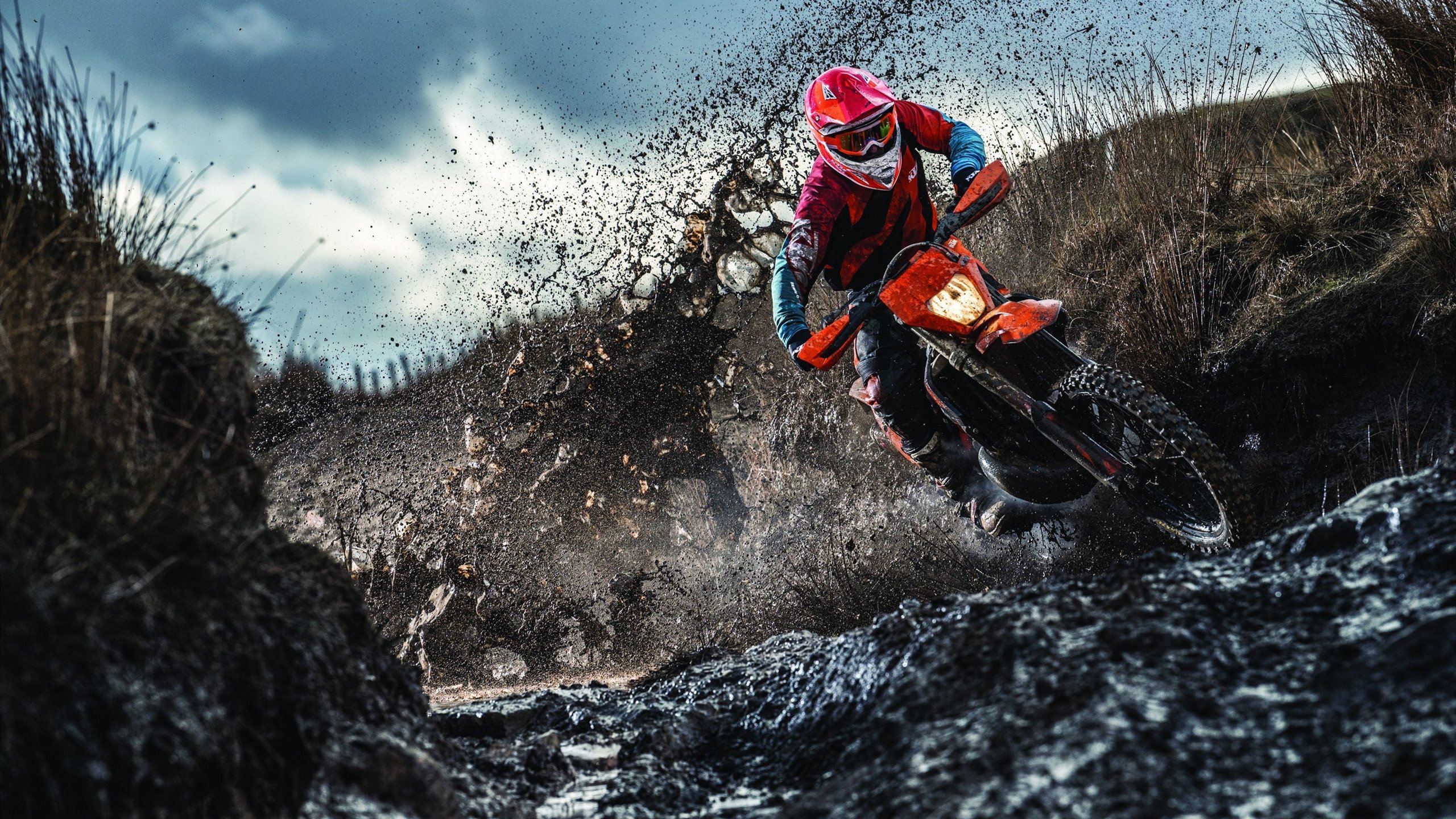 莫德里奇，攻防转换的艺术大师，如何以核心之力带走奥地利