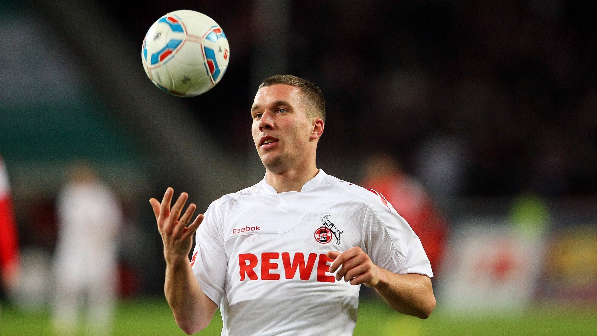 法网鏖战拉沃尔杯,鲁德扛起全队,北欧冰刃的炽热担当