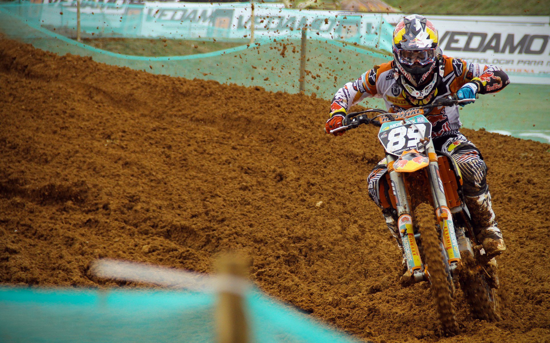 鏖战与传奇,德约科维奇戴维斯杯鏖战后,年终总决赛再刷新历史